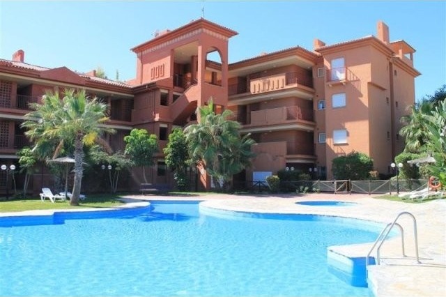 2 Bed Apartment for sale in Marbella