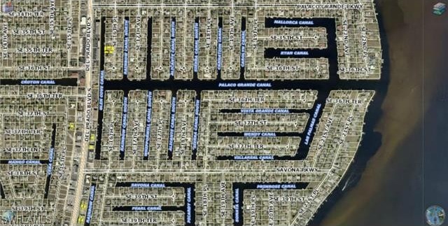 Land For Sale: Cape Coral, Florida - 2