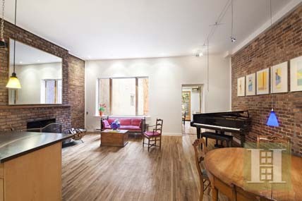 2 bedroom Apartment For Sale: 20 WEST.. - 2