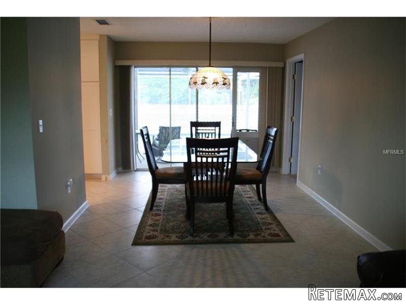 3 bedroom House For Sale: 951 E Douglas.. - 2