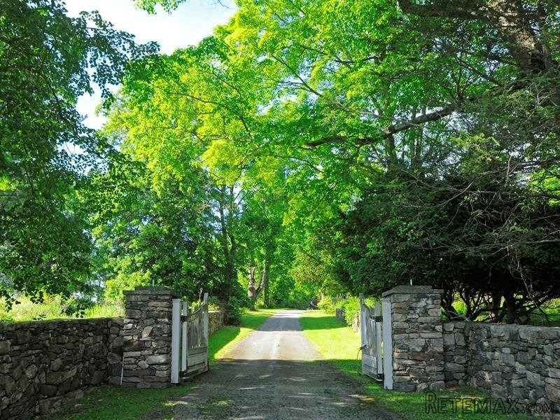 Land For Sale: 23 Cliffdale Road..