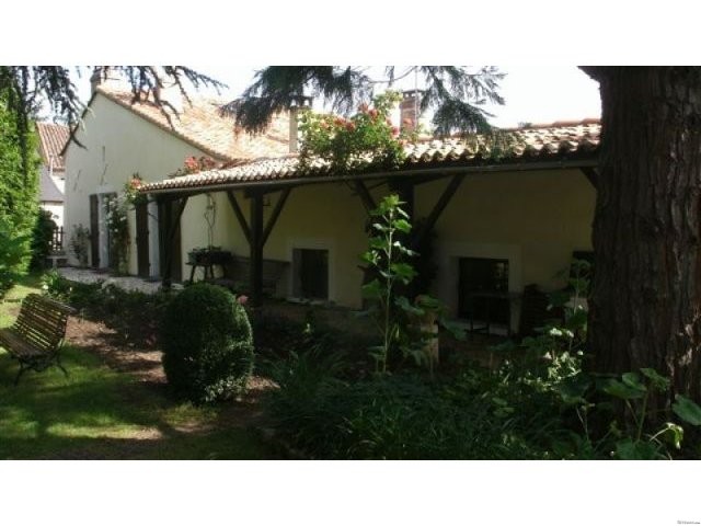 Renovated old 4 beds house