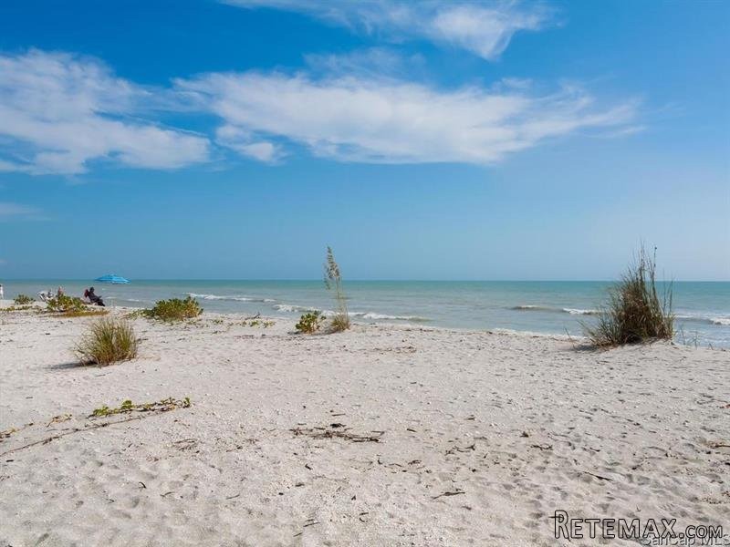 2 bedroom Condominium For Sale:..