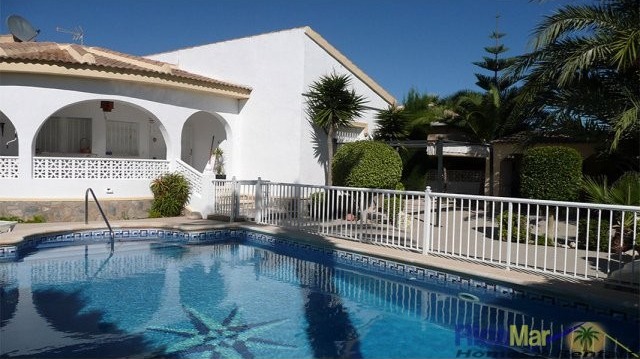 3 Bedrooms - Property - Alicante - For..
