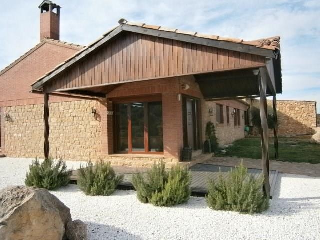 5 bedroom Cottage For Sale: LLEIDA.. - 2