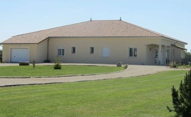 Built In 2012, Four Bedroom Luxury.. - 2