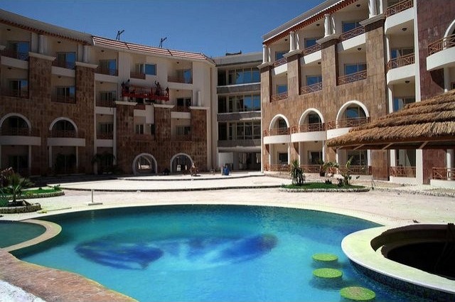Beachfront Bargain – Last one bed r.. - 2