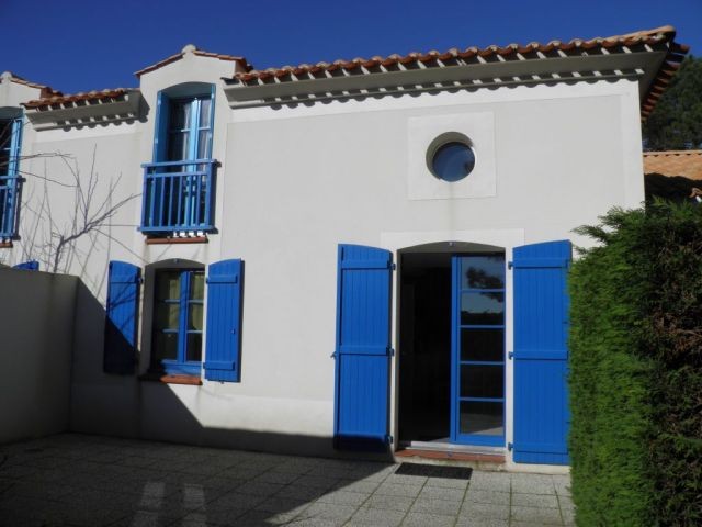 House Close to Beaches, Swimming Pools