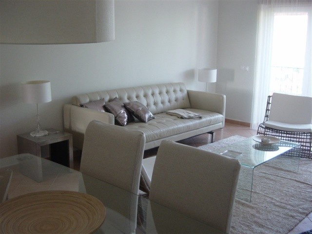 2 BEDROOM APARTMENT - 2