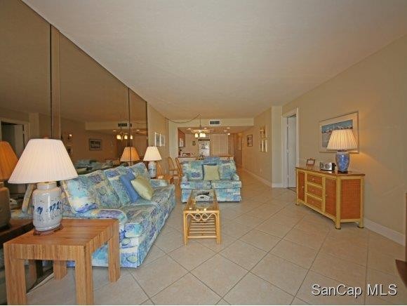 3 bedroom Condominium For Sale:.. - 2