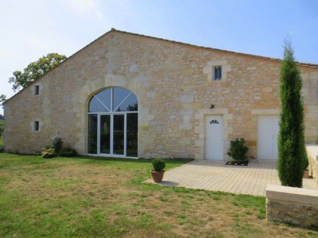 5 Bed Barn Conversion Near St Emilion