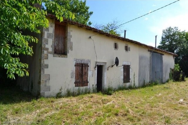 Old Stone House to Finish Renovating.. - 2
