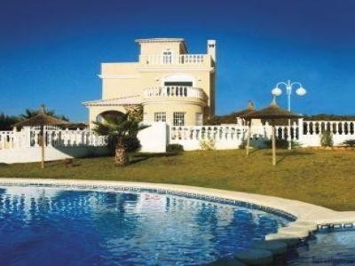 3 Bedrooms - Villa - Alicante - For Sale