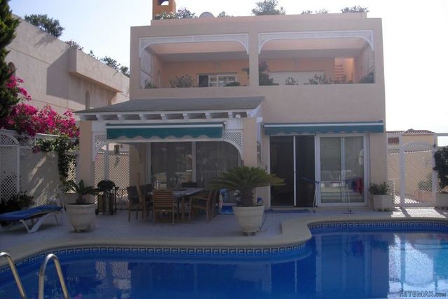 Villa For Sale In Garrucha , Almería