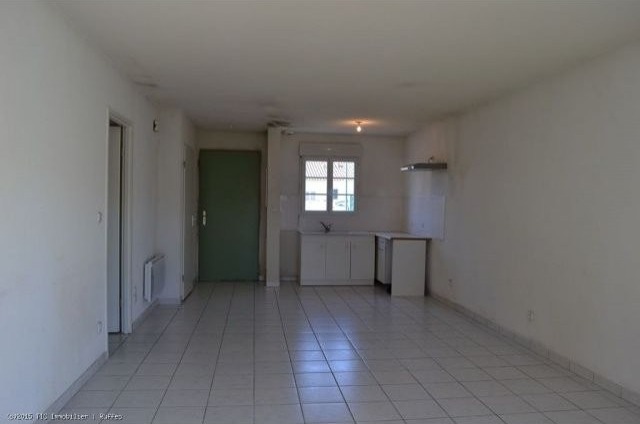 Two Bedroom One Level Bungalow With.. - 2
