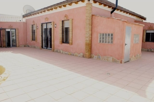 4 bedroom, 3 bathroom Finca / Country..