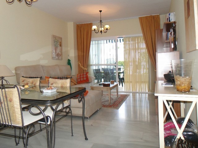 Apartment - VERY NICE SPACIOUS.. - 2