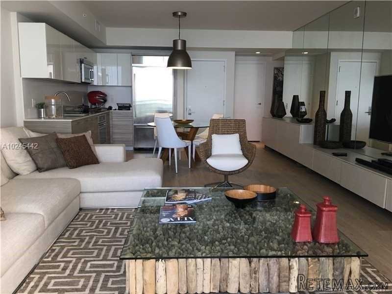 2 bedroom Flat For Sale: 1300 Brickell.. - 2
