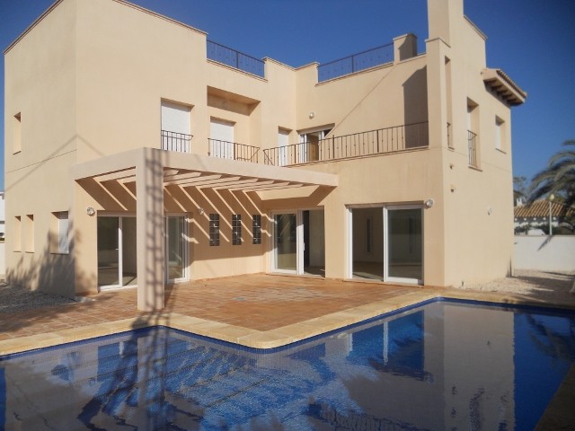 Detached for sale 720.000 € Costa..