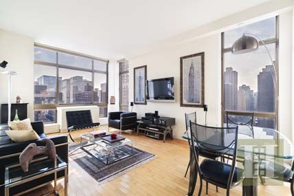 3 bedroom Apartment For Sale: 250 EAST..