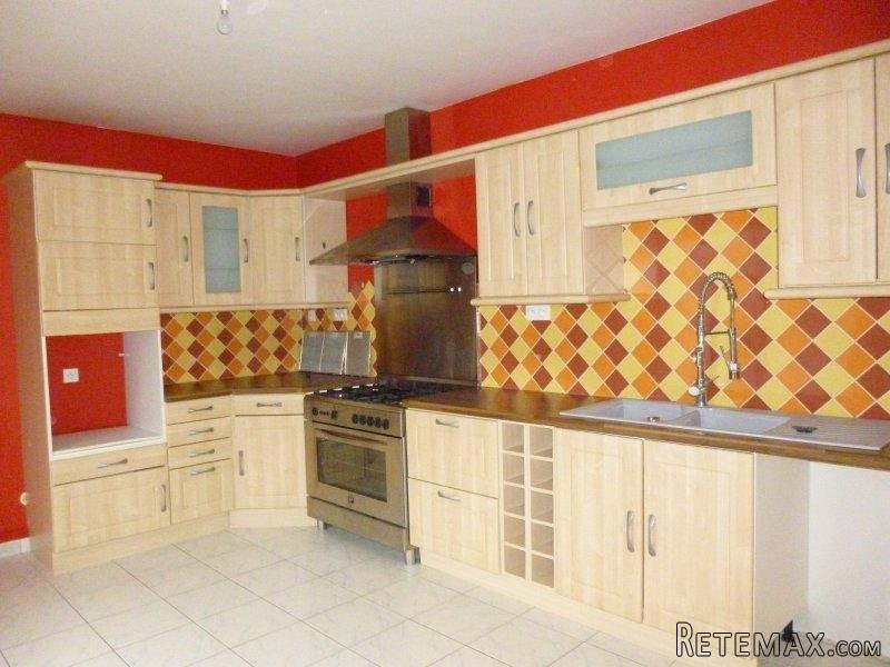 Large Property in Nice Village - 2