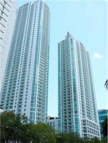 2 bedroom Flat For Sale: 950 BRICKELL..