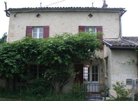 4 Bedroom Stone House with Pretty..