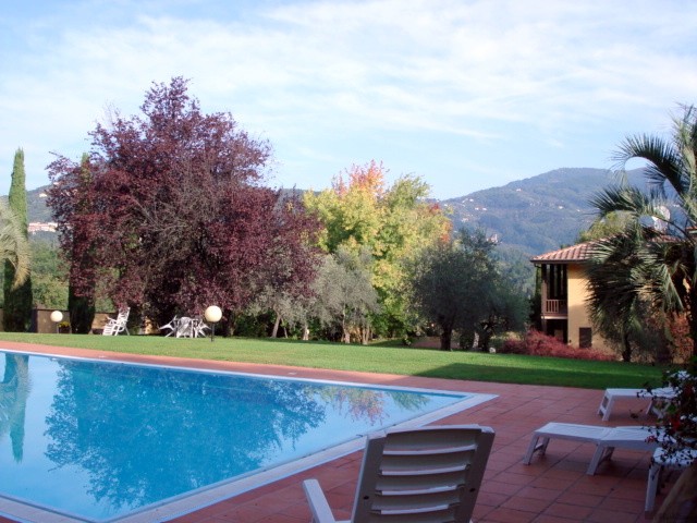 Villa - For Sale - Hills around Lucca -..