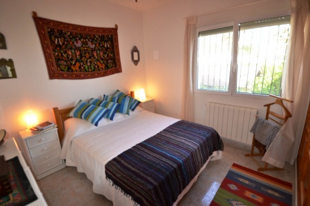 3 Bedrooms 2 Bathrooms Sale.. - 2