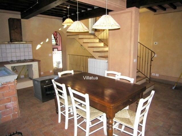 Country/farmhouse - For Sale - East of.. - 2