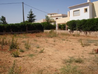 Plot of land-Mexilhoeira..