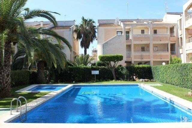 2 Bedroom Penthouse Apartment In Los..