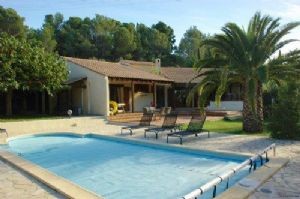 Spacious Villa With Pool, On A Large..