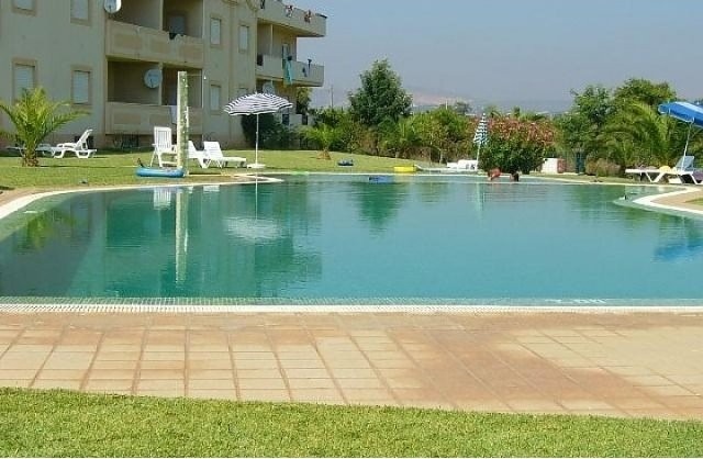 Large apartment with communal pools and..