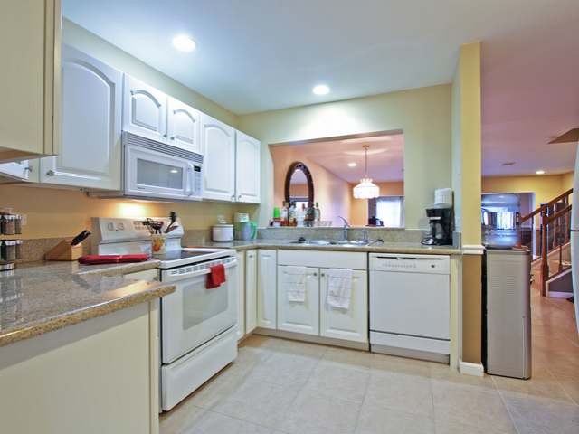 Apartment/townhouse - Beautiful three.. - 2