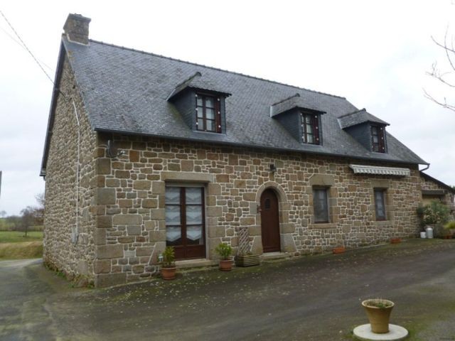 4 Km Delouvigne Du Desert: Maison 4..
