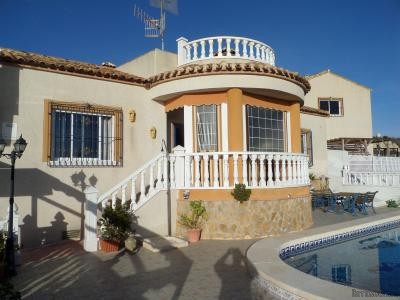 3 Bedrooms - Villa - Alicante - For Sale
