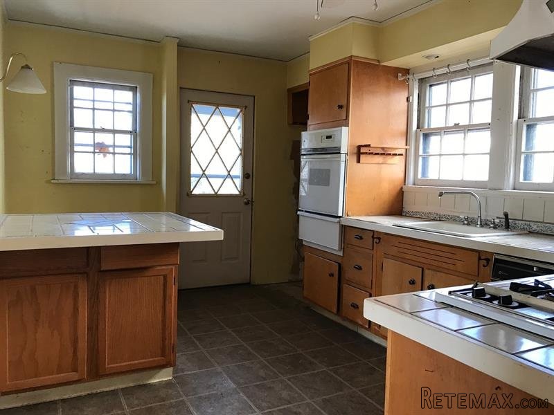 4 bedroom House For Sale: 15 Cedar Lane.. - 2