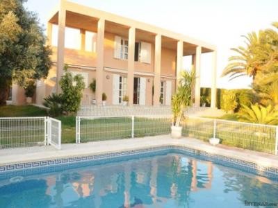 5 Bedrooms - Villa - Alicante - For Sale