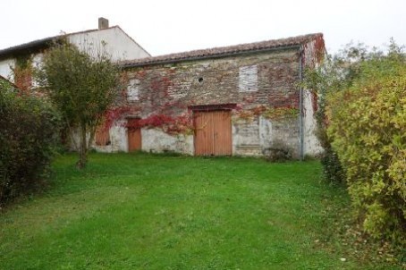 Stone House For Sale St Jean D Angely - 2