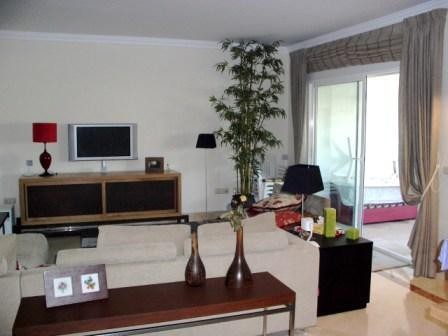 2 bedroom Apartment For Sale: Marbella - 2