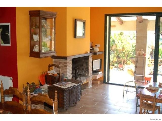 4 Bedrooms - Villa - Girona - For Sale