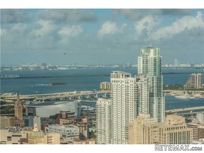 3 bedroom Flat For Sale: 92 SW 3rd St #.. - 2