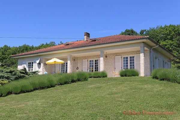 Montbron (Charente) - Attractive 5/6..