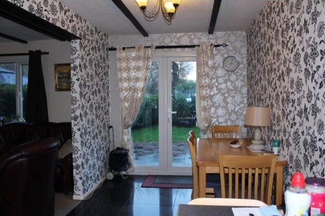Superbly spacious three bedroom semi.. - 2