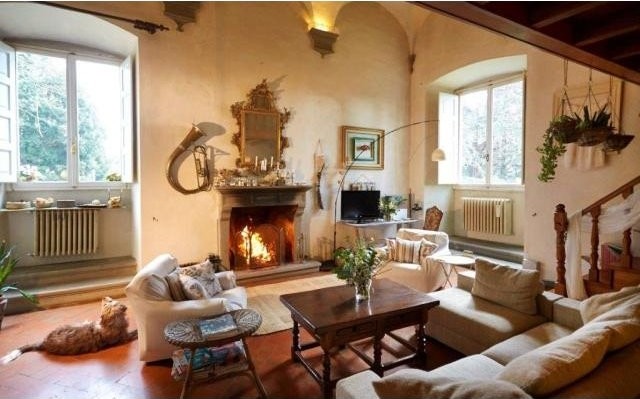 2 Bedrooms - Apartment - For Sale