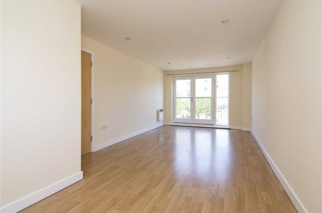 Tredegar Road, E3 - 2