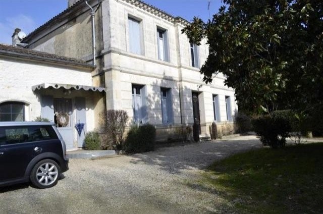 6 bedroom Character For Sale: 16100..