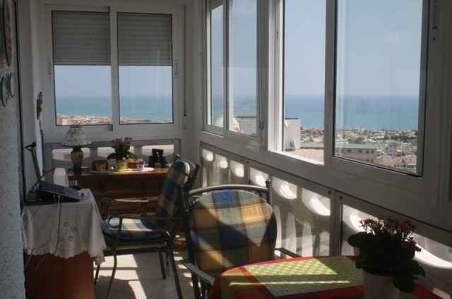 1 bed apartment with panoramic sea..