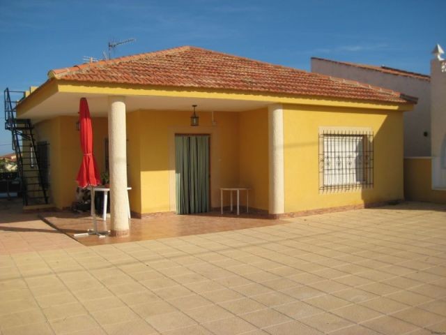 Bungalow for sale 177.000 € Costa..